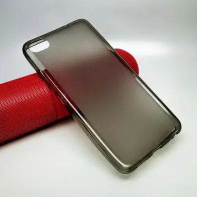 Накладка для Xiaomi Redmi 5- чорний
